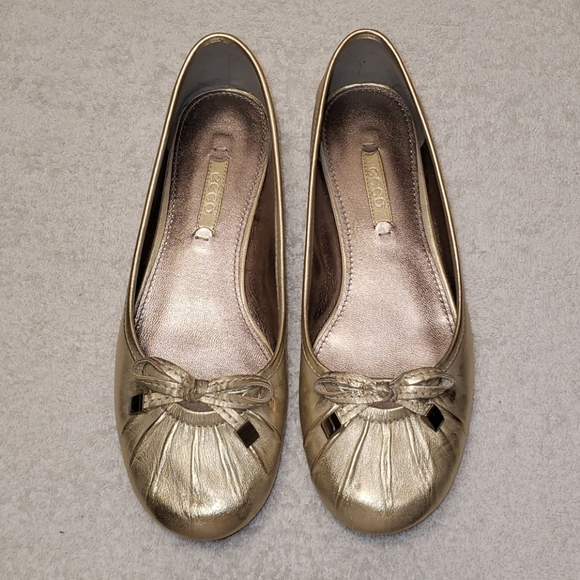 Ecco Goya Bow metallic gold leather ballet flats,7 - Picture 2 of 10